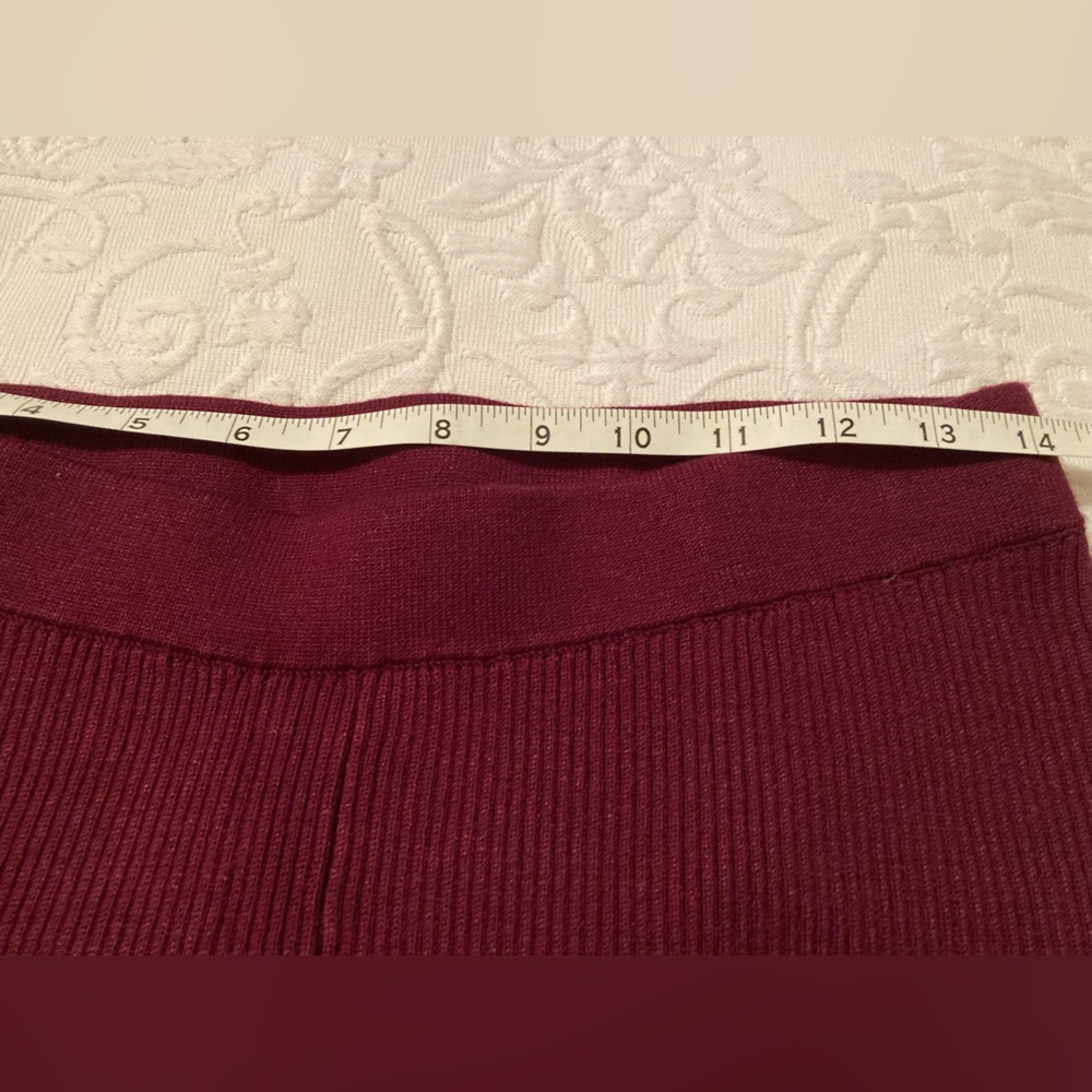 NWT House of Harlow Ribbed Sweater Knit Top and Pant Set. Size M - Picture 11 of 11